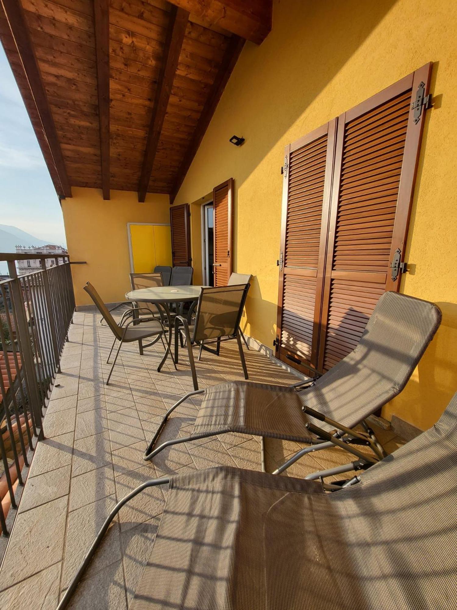 Penthouse Federico With Lake View - Residenza Silvana Verbania Luaran gambar